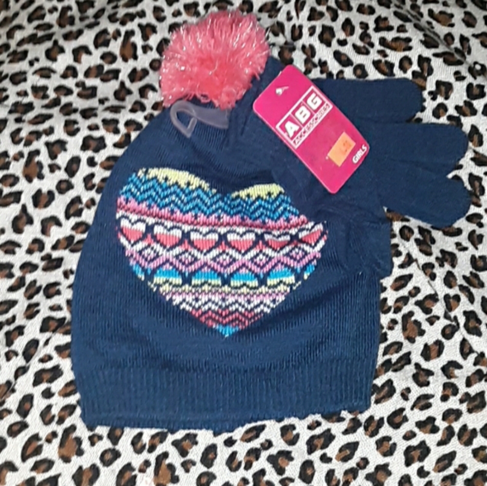 Hood and Gloves Set